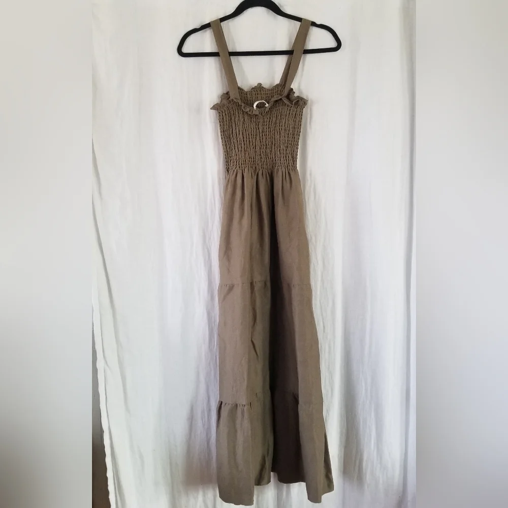 Vetta | The Smocked Tiered Dress - Picture 3 of 10